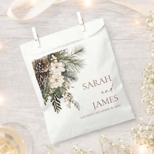 Elegante Winter Florale Kiefern Hochzeit Geschenktütchen