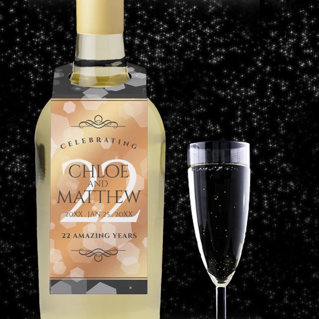 Eleganter 22. Geburtstag der Kupferhochzeit Flaschenanhänger (22nd wedding anniversary bottle hanger with champagne flute on a starry night sky.)