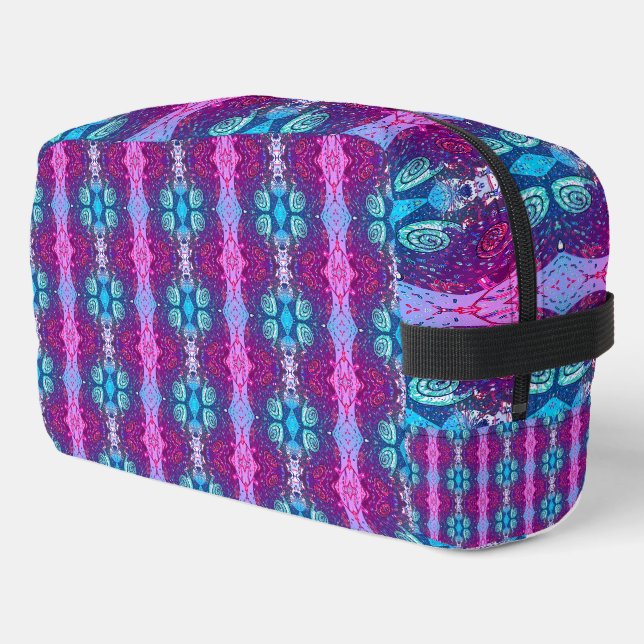 Eleganter Abstrakt geometrischer Hintergrund Lila Waschbeutel (Linke Seite)