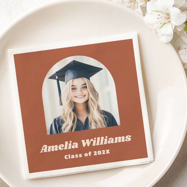Eleganter arch graduate Foto Retroname Terracotta Serviette (Elegant arch graduate photo retro name terracotta napkins)