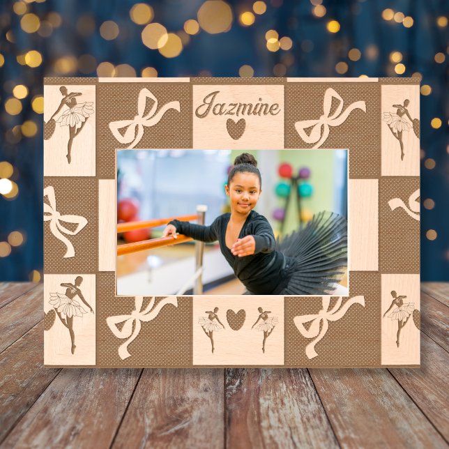 Eleganter Ballerina Dancer mit Namen Geätzte Rahmen (Von Creator hochgeladen)