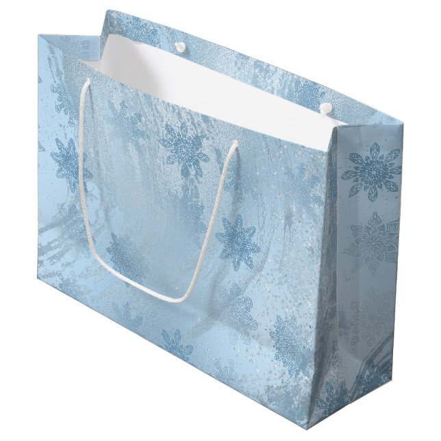 Eleganter blauer Glitzer Marmorschneeflocken Weihn Große Geschenktüte (Vorderseite Schrägansicht)
