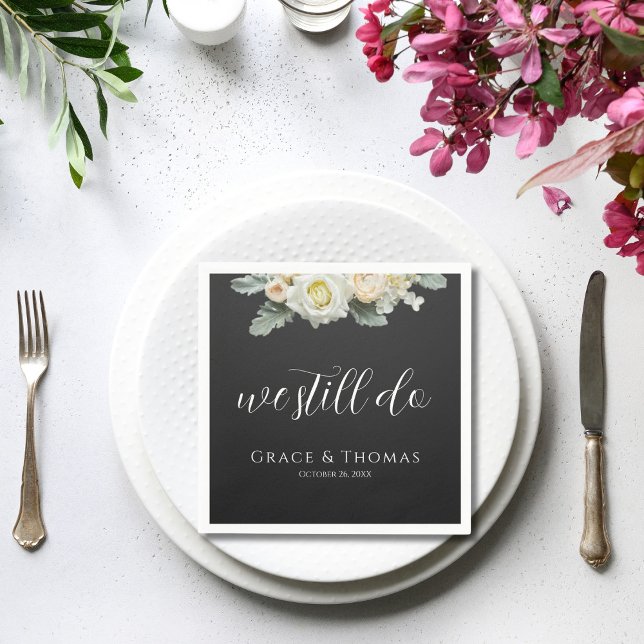 Eleganter Blumencocktail immer noch bei uns Serviette (Von Creator hochgeladen)