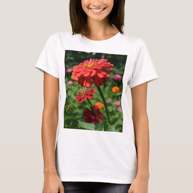 Eleganter Blumengarten in Rot-Orange T-Shirt (Vorderseite)