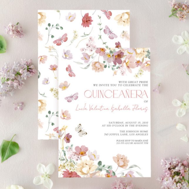 Eleganter Blush Pink Floral Butterfly Quinceañera Einladung (Von Creator hochgeladen)
