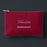 Eleganter Bridesmaid Burgundy Zubehör Pouch Zubehörtasche<br><div class="desc">Elegant Bridesmaid Burgundy Zubehör Pouch, bitte personalisieren Sie den Namen der Brautjungfrau, mit der Online-Personalisierung Vorlage vor der Bestellung. Die Personalisierungsvorlage kann auch leicht verwendet werden, um das Design für andere Hochzeitsgast-Rollen, z. B. Trauzeugin, zu personalisieren, indem der entsprechende Text vor dem Hinzufügen zum Warenkorb entsprechend geändert wird. Wenn Sie...</div>