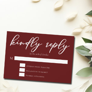 Eleganter Burgundy Typografy Abend Wedding RSVP Karte