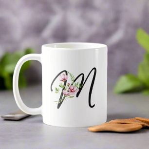 Eleganter Calligrafy Letter "M" Girly Floral Kaffeetasse