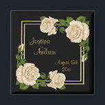 Eleganter Chic Corner Ivory Rose Bouquets Wedding Magnet<br><div class="desc">Schönes Design für frisch gezapfte. Eleganter, glamouröser und ausgeklügelter personalisierter Hochzeitsmagnet mit einer hübschen romantischen Eckbukett-Ausstellung von Elfenbein-Rose und Grünpflanzen, mit einem hübsch glänzenden, goldfarbenen Doppelrahmen, alle auf schwarzem Hintergrund bedruckt. Das sind wunderschön gestaltete Magnete für Hochzeitsfeiern mit niedlichen, stilvollen, mädchenhaften Blume in Elfenbeinfarben. Perfektes Zubehör für Ihren besonderen Tag....</div>