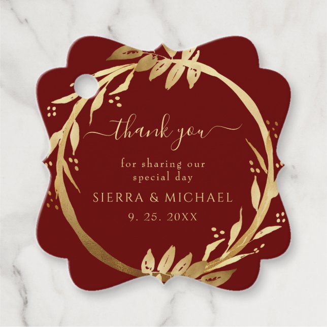 Eleganter Chic Golden Foliage Burgundy Wedding Geschenkanhänger (Vorderseite)