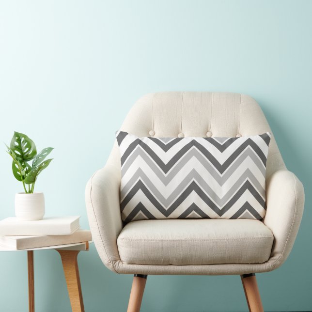 Eleganter Chic Retro Mod Gray Zigzag Streifen Must Lendenkissen (Stuhl )