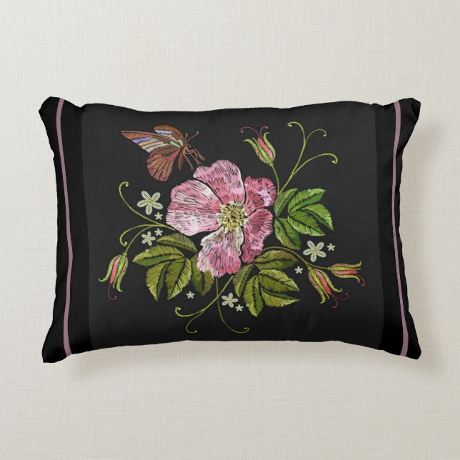 Eleganter floraler Stickereimuster Schwarzer Hinte Dekokissen (Vorderseite)