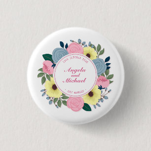 Eleganter gerade verheirateter BlumenButton-Knopf Button