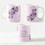 Eleganter Gold Glitzer Geometric Lila Floral Wed Kaffeetasse<br><div class="desc">Personalisieren Sie dies mit Ihren Namen. Floral Wedding Elegant Gold Glitzer Geometric Design verfügt über ein elegantes Imitat Gold Glitzer geometrische Rahmen Muster. Überlappen mit Aquarell-Rose und Grünpflanzen an zwei Ecken. Nette Gastgeschenke für den Empfang oder jede Veranstaltung.</div>