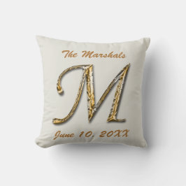 Eleganter Gold Letter M Monogram Wedding Keepake Kissen