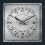 Eleganter griechischer Schlüssel zum 25. Hochzeits Quadratische Wanduhr<br><div class="desc">Eleganter griechischer Schlüssel mit römischer Numerals Jubiläumszeitschrift. Personalisieren Sie für jedes Jahr Jahrestag in den Vorlagen Felder zur Verfügung gestellt. Design by Holiday Hearts Designs (Rechte vorbehalten).</div>