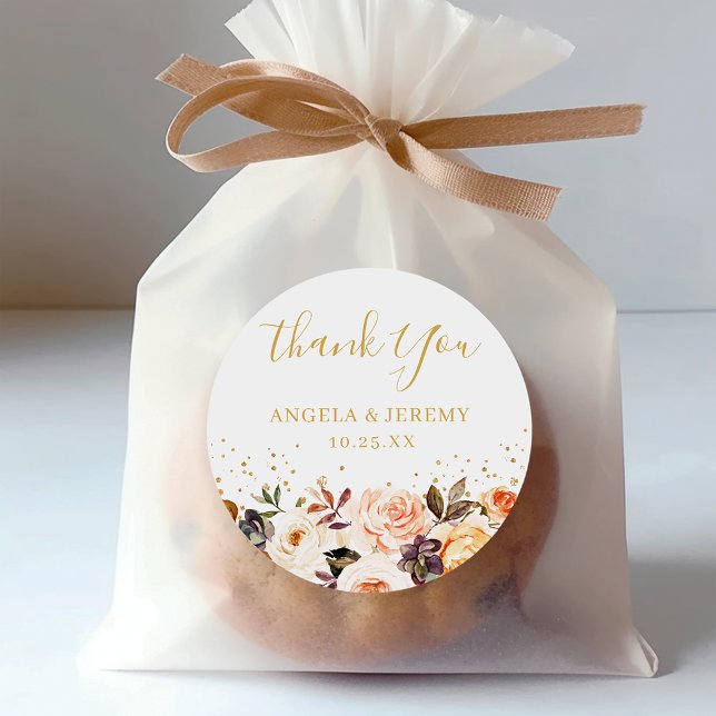 Eleganter Herbst Floral Gold Vielen Dank Runder Aufkleber (Seal envelopes, embellish favor bags, or accent your event decor with these versatile stickers.)