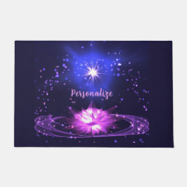 Eleganter kosmischer Zen Lila Crystal Lotus Blume Fußmatte