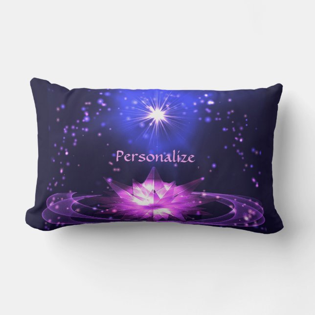 Eleganter kosmischer Zen Lila Crystal Lotus Blume Lendenkissen (Vorderseite)