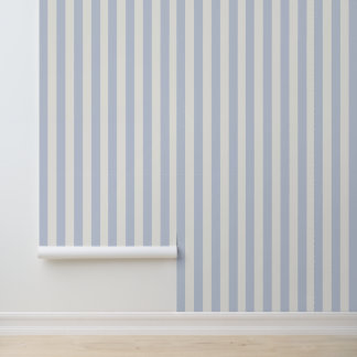 Eleganter Küstenstil mit hellblau-weißen Streifen Tapete