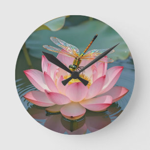 Eleganter Libellen-Rosa-Lotus-Jugendstil-Rahmen Runde Wanduhr