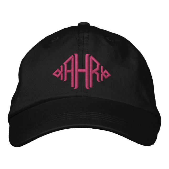 Eleganter Mit Monogramm bestickter Hut (Vorderseite)