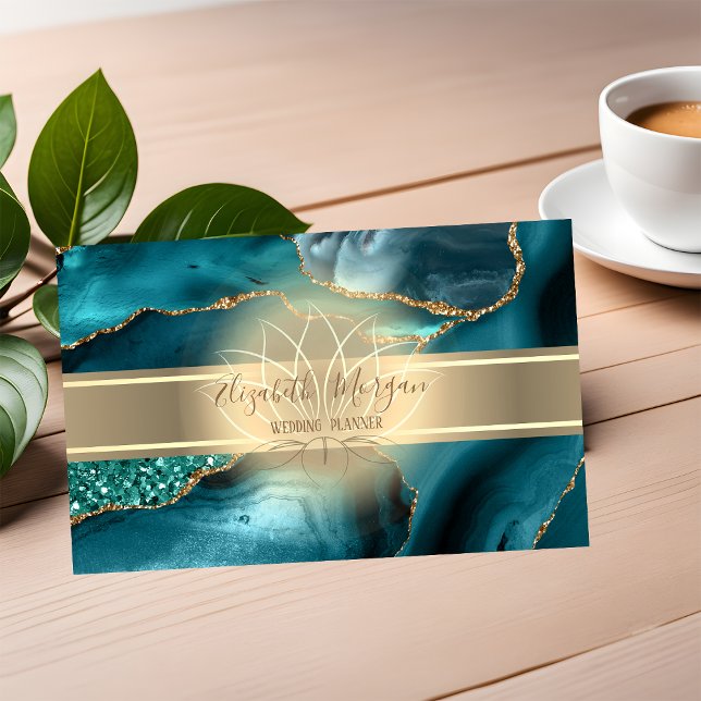 Eleganter moderner, goldener Streifen, Lotus Emera Visitenkarte (Von Creator hochgeladen)