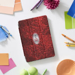 Eleganter Monogramm Roter Glitzer und Silber iPad Pro Cover<br><div class="desc">Eleganter Monogram iPad Cover für Sie bereit, um Ihre individuellen Wünsche. ⭐ Dieses Produkt ist zu 100% anpassbar. *****Klicken Sie auf KURZE SCHALTFLÄCHE, um den Text hinzuzufügen, zu löschen, zu verschieben, zu verändern, umzudrehen, zu drehen, etc... alle Grafiken oder Texte oder benutzen Sie die Füllfelder. ⭐ 99% meiner Designs in...</div>