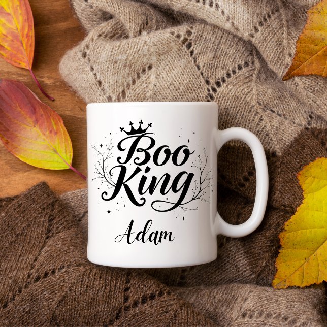 Eleganter Name "Boo King" Halloween Black and Whit Tasse (Von Creator hochgeladen)
