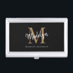 Eleganter Name für das Schwarze Gold Monogram, Gir Visitenkarten Dose<br><div class="desc">Elegantes Black Gold Monogram Girly Script Name Business Card Case.Dieses elegante,  moderne Visitenkartengehäuse mit Ihrem eigenen Monogramm und Namen personalisieren.</div>