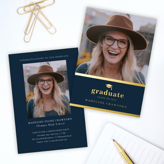 Eleganter Navy Blue and Gold Foto Abschluss Folieneinladung (Von Creator hochgeladen)