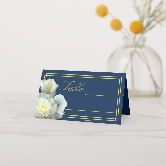 Eleganter Navy Blue Gold White Rose Doppelrahmen Platzkarte (Vorderseite)