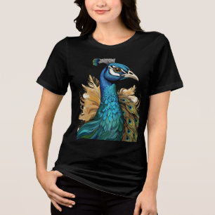 Eleganter Pfau in Nahaufnahme – Künstlerisches Dam Tri-Blend Shirt