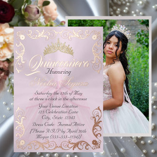Eleganter Rahmen & Foto auf pastellrosa Quinceaner Folieneinladung