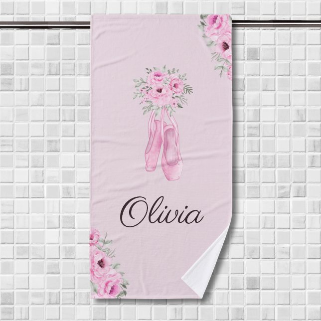 Eleganter rosa Floral Ballerina Personalisierter N Badehandtuch (Von Creator hochgeladen)