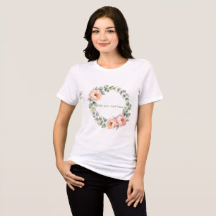 Eleganter rosa floraler Wasserfarben-Kranz persona Tri-Blend Shirt