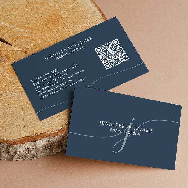 Eleganter Schlichter Navy Blue Script Monogram QR  Visitenkarte (Von Creator hochgeladen)