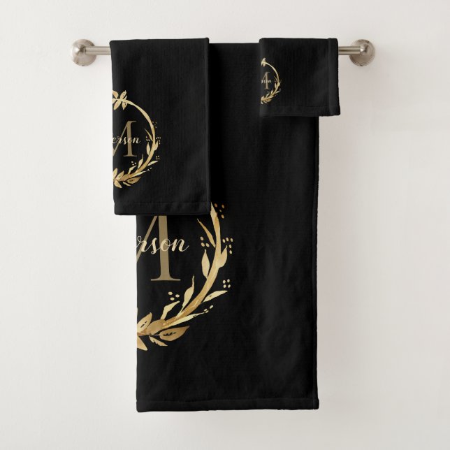 Eleganter Schwarzer Monogramm Eukalyptus Wreath Badhandtuch Set (Insitu)