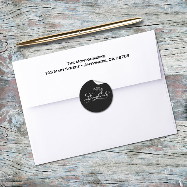 Eleganter Script-Abschluss-Umschlag Aufkleber (Elegant script 1-1/2" graduation envelope seals (more colors available))