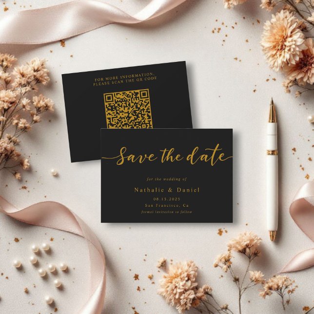 Eleganter Script Black and Gold QR Code Hochzeit Save The Date (Von Creator hochgeladen)