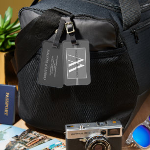 Eleganter silberner mit Monogramm Name Personalisi Gepäckanhänger