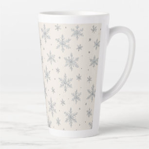 Eleganter silberner Schneestern Winterfeiertag Milchtasse