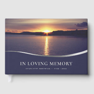 Eleganter Sonnenuntergang am Meer In liebevoller E Gästebuch