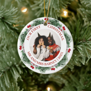 Eleganter Tannen-Kranz Erstes Weihnachten Verheira Keramik Ornament