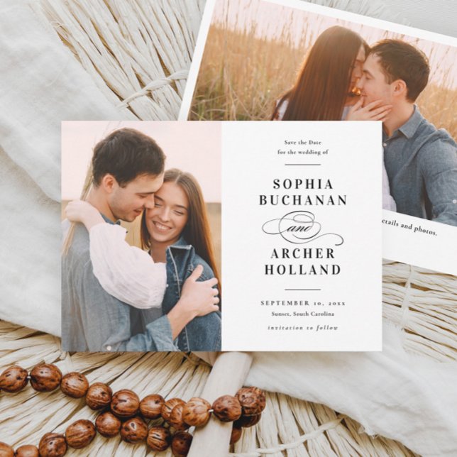 Eleganter Typ Schwarz-Weiß-Foto Hochzeit Save The Date (Elegant Type Black and White 2 Photo Wedding Save the Date Announcement Card with Wedding Website.)