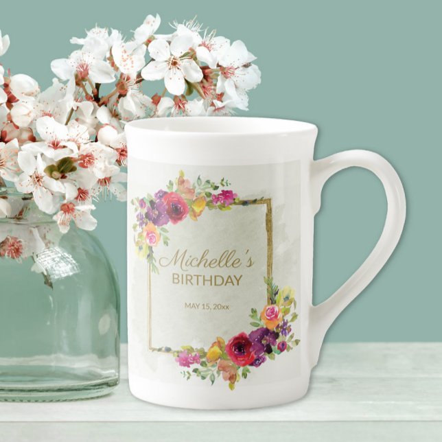 Eleganter Vintager Blumengeburtstag Prozellantasse (Purple and pink watercolor floral women's birthday party mug)