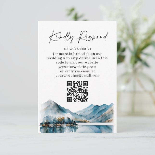Eleganter Watercolor Forest Wedding QR-Code RSVP Karte (Stehend Vorderseite)