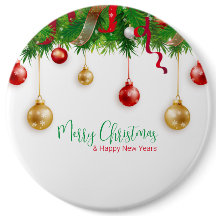 Eleganter Weihnachtskranzkarren mit Ornamenten