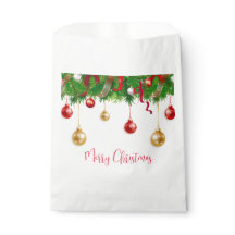 Eleganter Weihnachtskranzkarren mit Ornamenten