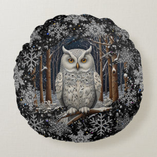 Eleganter Weihnachtsweißer Waldkauz Winterwald Rundes Kissen